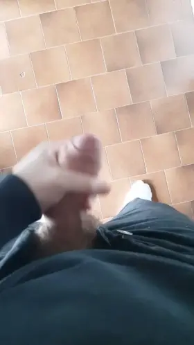 I needed to empty my balls, what do you think of my thick load?💦