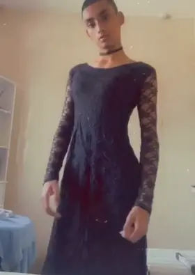 18, femboy from London, just want to be feminised, humiliated and exposed