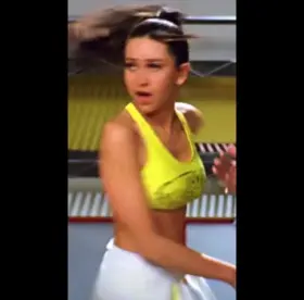 Karisma Kapoor sexy navel