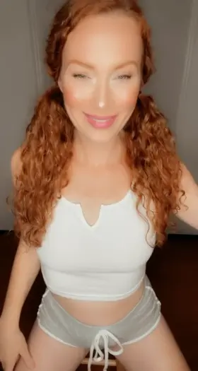 Been awhile for me in this fun sub, though I’m always thinking of you when creating content! 2,200 of you online atm… how many of you like my titties? OC-original content