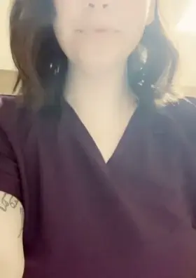 that sweet, sweet fluorescent hospital lighting 😇 (oc)