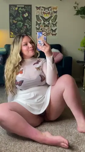 Do you like chubby blonde milfs?