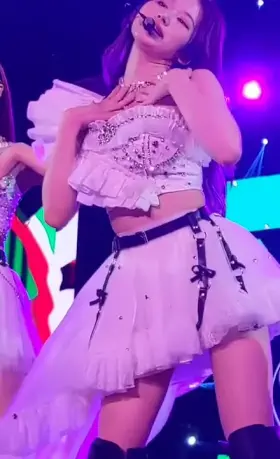 The sexy Sana Minatozaki