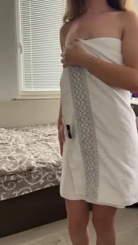 It feels great to finally find a place where my small boobs are appreciated.😊