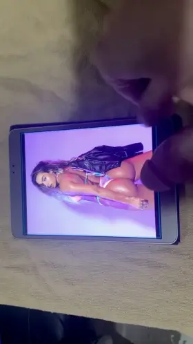 Sommer ray cumtribute