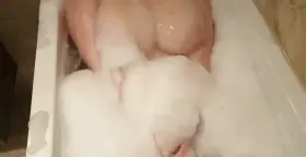 Would you join me in the bathtub if I would give you a tittyfuck? 🛁