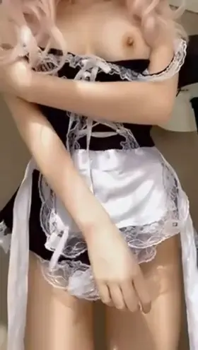 Maid neko at your service! :3