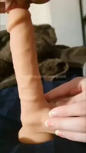 subscribe to my onlyfans for ONLY $4.99 to see the full uncensored video ❣ and get access to all of my videos and images, no ppv! 🌹 petite, shy but secretly naughty 18 year old, link in comments ❤