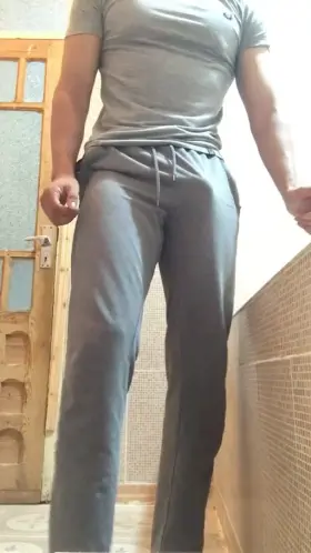 Who can help me get hard ?