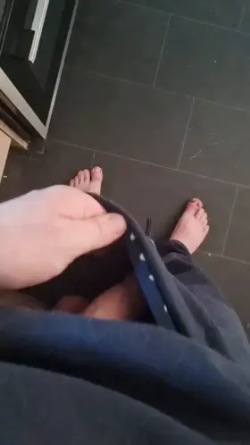 (24) my uncut semi for you, enjoy 😁