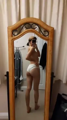 AMA, I'm bored 🖤 [STBA]