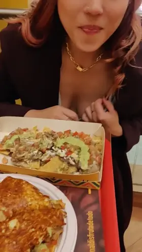 (OC) I (30F) the waiter saw me. Too bad I didn't record when I pulled them both out.