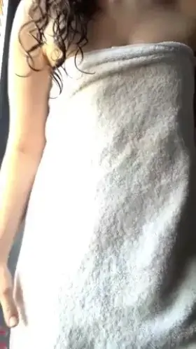 no hands towel drop, how did I do? (👇🔥CONTENT IN THE COMMENTS👇🔥 )