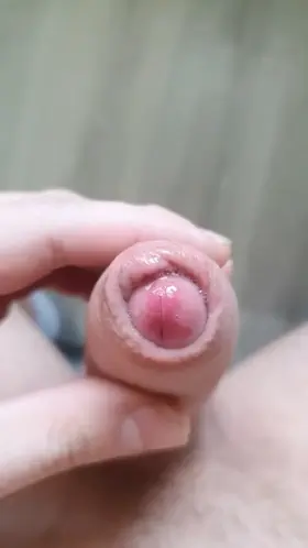 Enjoy close up view for my wet cock 💧