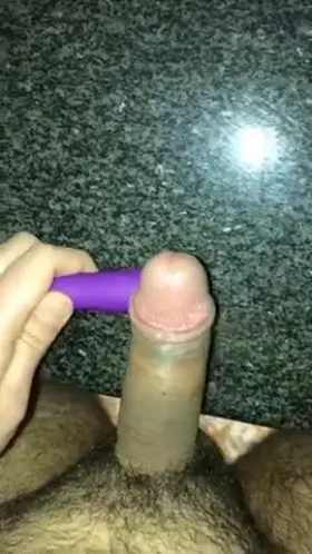 Cum fountain only using a vibrator!