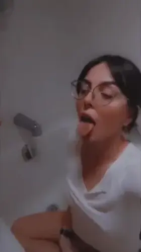 I love how porn has totally normalized this. Cunts have to be nastier than the last to be given any attention at all. And it gives cunts like me a worthy goal 🥰