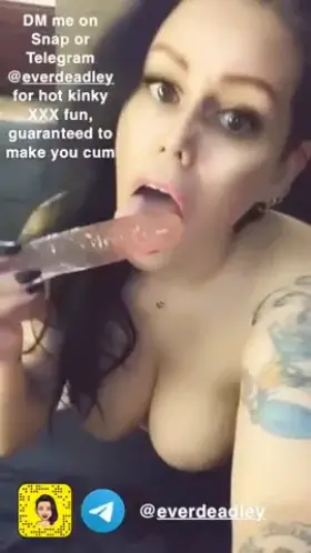 I have a tickle in my throat, can you help me scratch it? 😈💋💦 Hot Kinky Milf, online, wet & ready to play 😈 HMU now 💦 [Buyers only, Be Pmt ready]