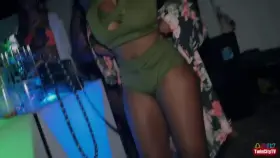 That moment when she turns around for the cameraman 😍