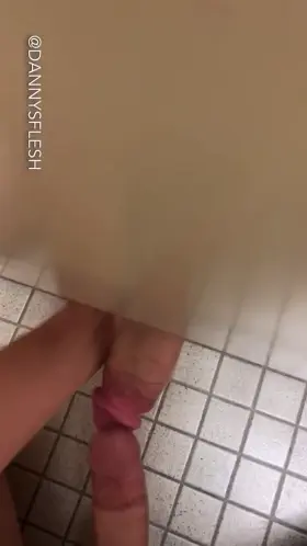 Love playing with DaddyDick at the gym ...