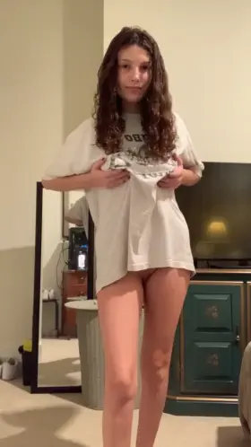 i hope you like what i’m hiding underneath my t shirt :) [oc]