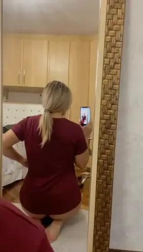 This big ass is getting ready to sit on your face 🍑