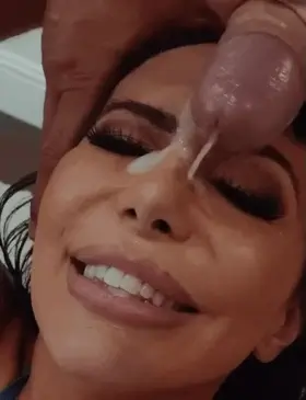 Close Up Cum Facial Latina Lela Star Smile Porn
