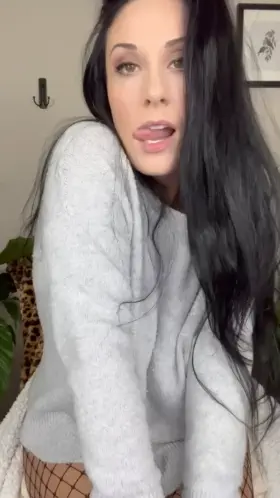 Wait till you see what I’ve got hiding under my sweater. 😈🔥