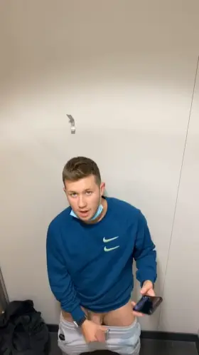 When your both horny in the airport and need to empty a load 😈🍆💦💦 You should have seen the mess at the end of the video