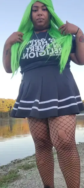 Titty drop thursday?