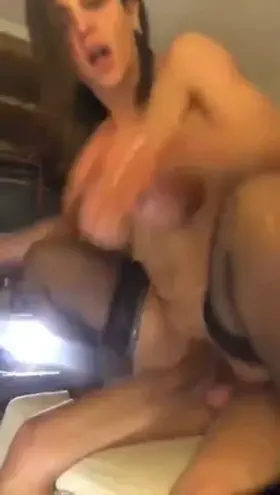 Bouncy cocks does put a smile on my face 🍆😈