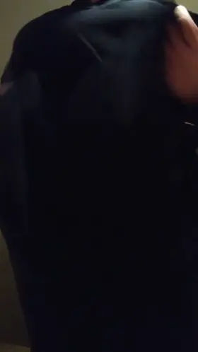 Hi, I'm having an anxiety attack. Please distract me?