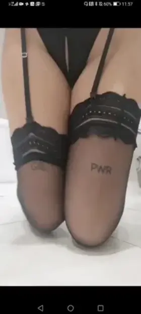 Upvote and dm for a free nude so we can start talking dirty to eachother?? Im here for your requests xx