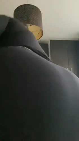 My BF doesnt appreciate my big ass :(