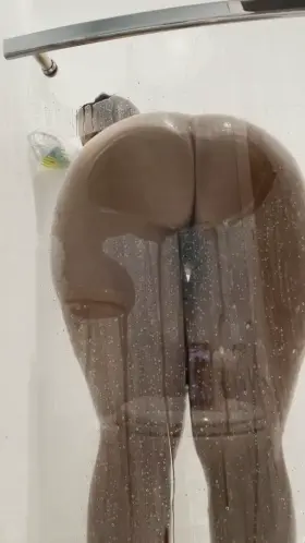 Do you like fucking in the shower? 💦