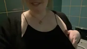 Sneaked away while on a date to film this 🤫 [GIF]