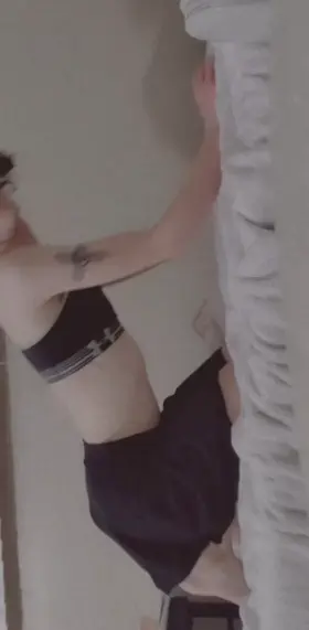 I mean who can resist a cute submissive girl in a skirt~🤭