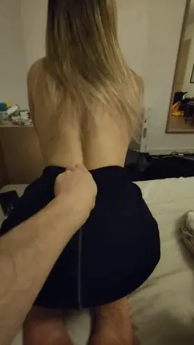 BF unzipping me ready for tinder date to arrive 😈