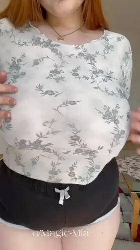 If you like curvy redheads with fat boobs I’m your dreamgirl