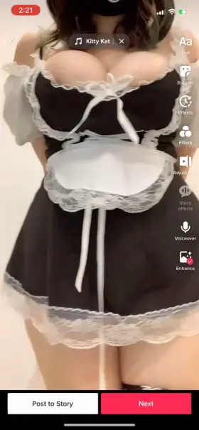 Watch me bounce my tits :0