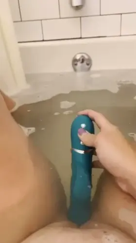 [oc] my favorite part of baths😇