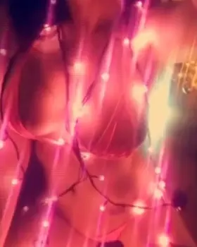 Currently accepting o[f]fers to become your next lawn ornament [oc]