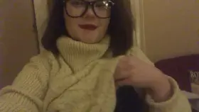 Just flashing my tits before my study buddies come back 💕 (18)