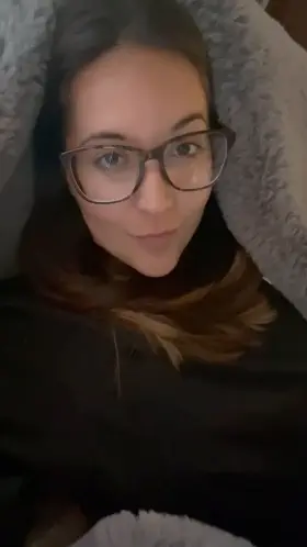 Wanna fuck my tits? 🖤