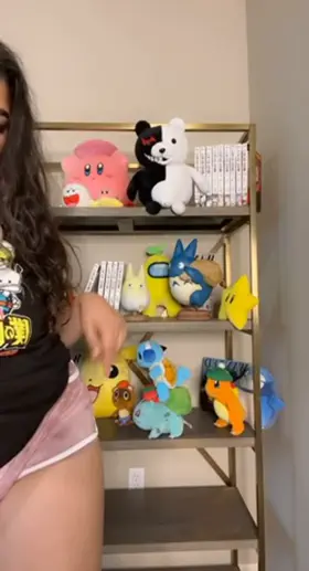 I want to rest my boobs on your face badly (drop)