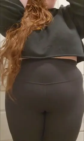 I think I have a new favorite sweater😏