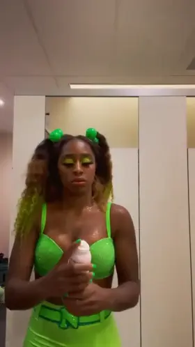Naomi 💦