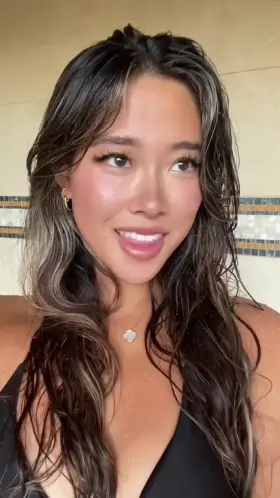 Cute and hawt 🤓😚