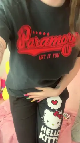 Band tees and sweats are peak level comfort, I hope you will still fuck me though 🖤