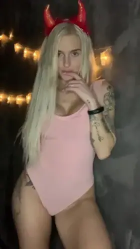 Christmas parthy! MARRY CHRISTMAS my lovely. I hope you spend these holidays hot🔥🔥