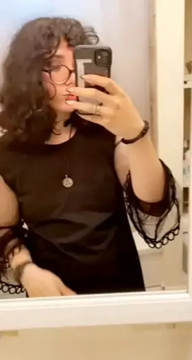 Come deepthroat my thick girl dick